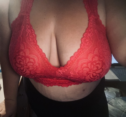 april-lynn onlyfans leaked picture 2