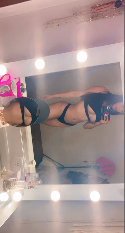brenda.solis onlyfans leaked picture 2