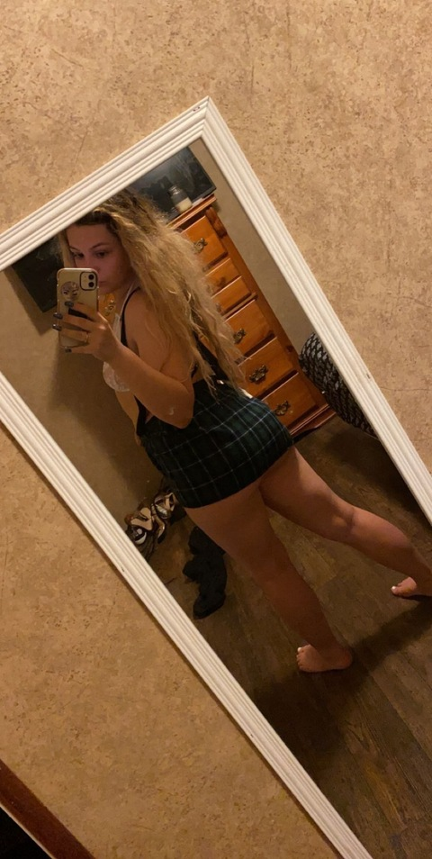 cassidyyxxx onlyfans leaked picture 2