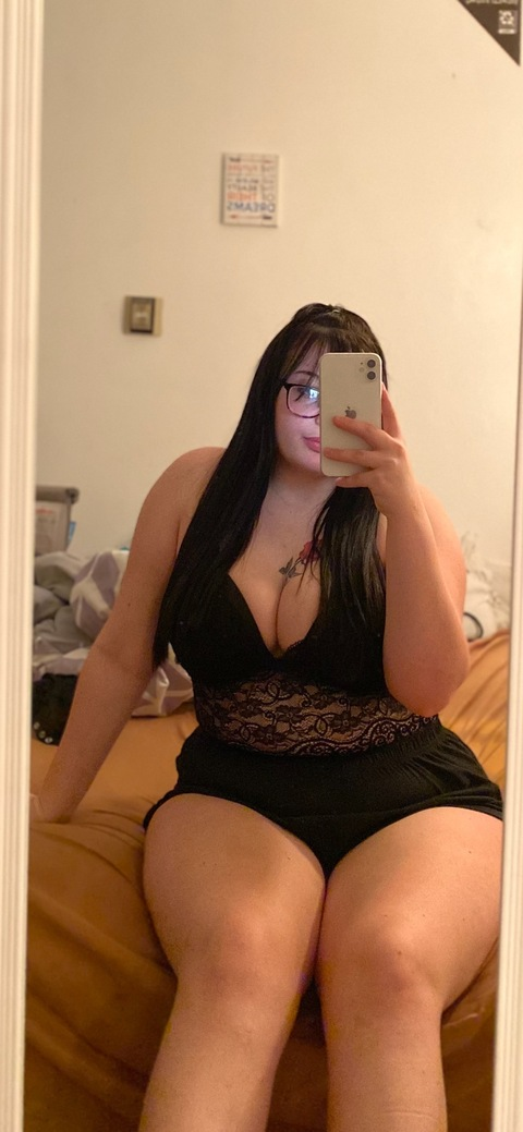 catbaker18 onlyfans leaked picture 2