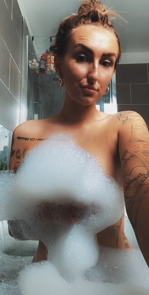 chelseamarieoli onlyfans leaked picture 2