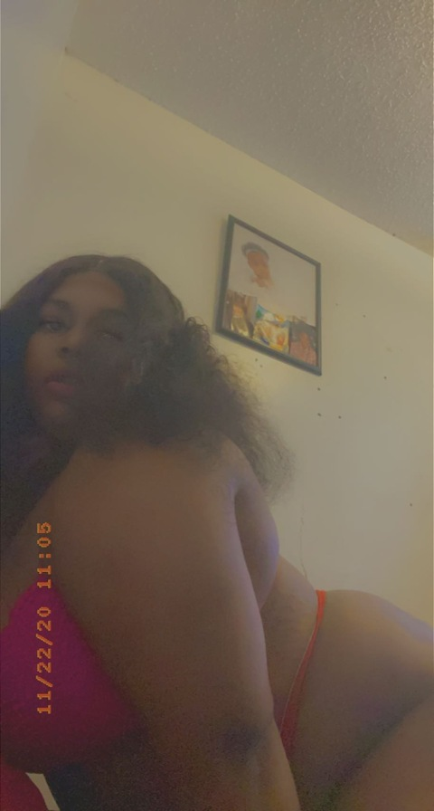chubbyli onlyfans leaked picture 2