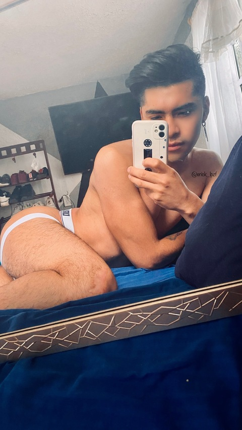 ericklpzf95 onlyfans leaked picture 2