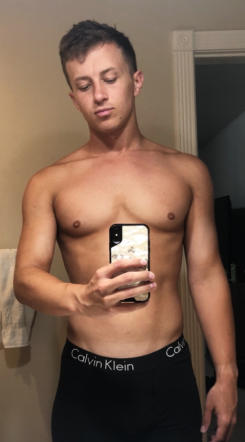 evanj onlyfans leaked picture 2