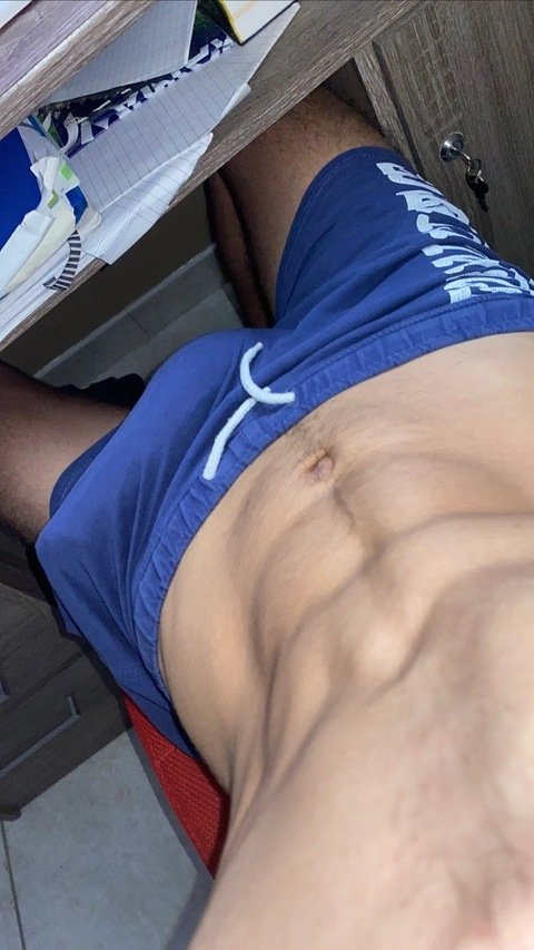 hung_ryy onlyfans leaked picture 2