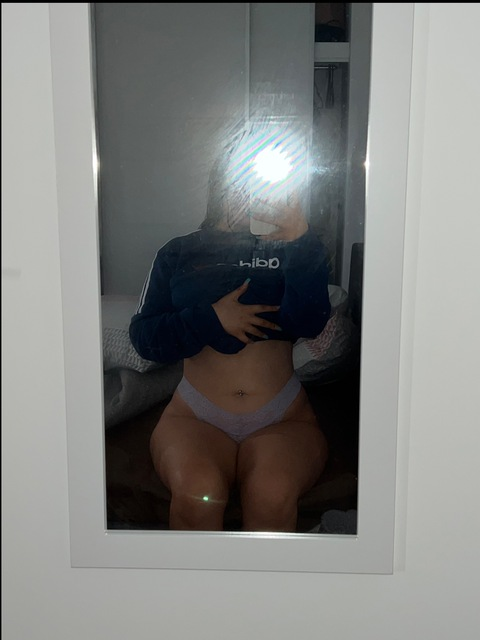 immyanderson03 onlyfans leaked picture 2