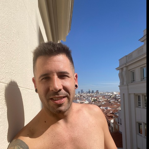 kevinwhitefree onlyfans leaked picture 2