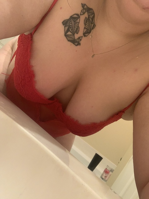 littlebratty_baby98 onlyfans leaked picture 2