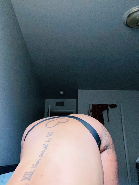 lust4juiicy onlyfans leaked picture 2