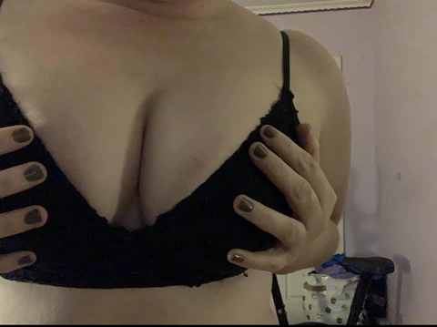 madxangel onlyfans leaked picture 2