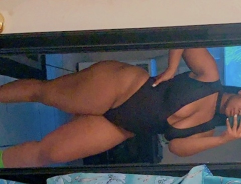 mzsweetcakes onlyfans leaked picture 2