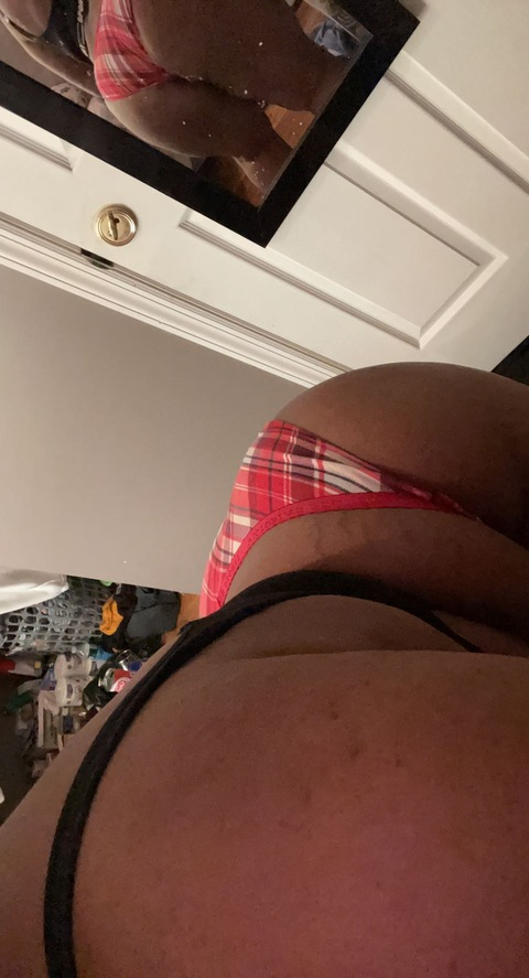 na-na onlyfans leaked picture 2