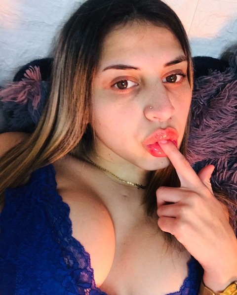 naaa_19 onlyfans leaked picture 2