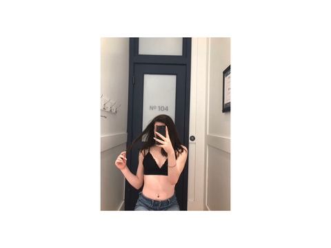 onlyyyyhannahh onlyfans leaked picture 2