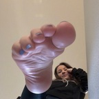 View prettysolesxo (Soles✨) OnlyFans 455 Photos and 32 Videos for free 

 profile picture