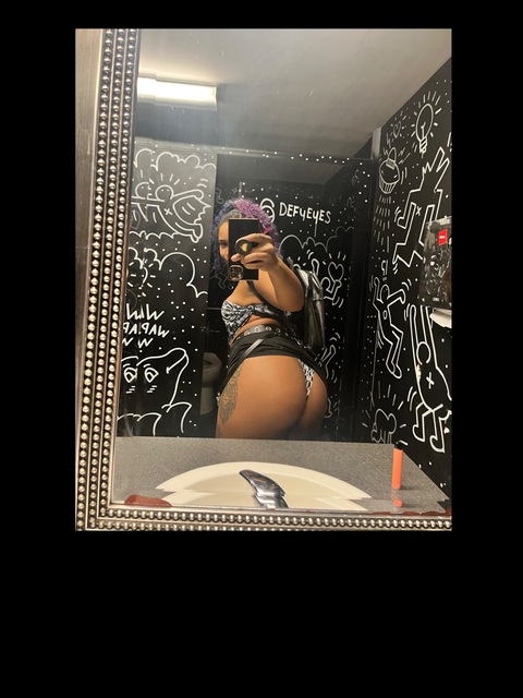 queendess420 onlyfans leaked picture 2