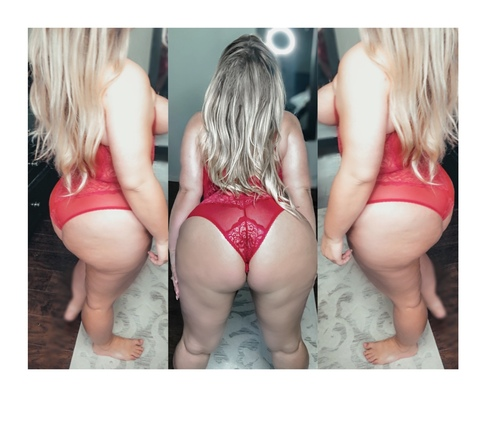 southernhotwife onlyfans leaked picture 2