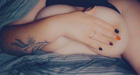 sweetkisses415 onlyfans leaked picture 2