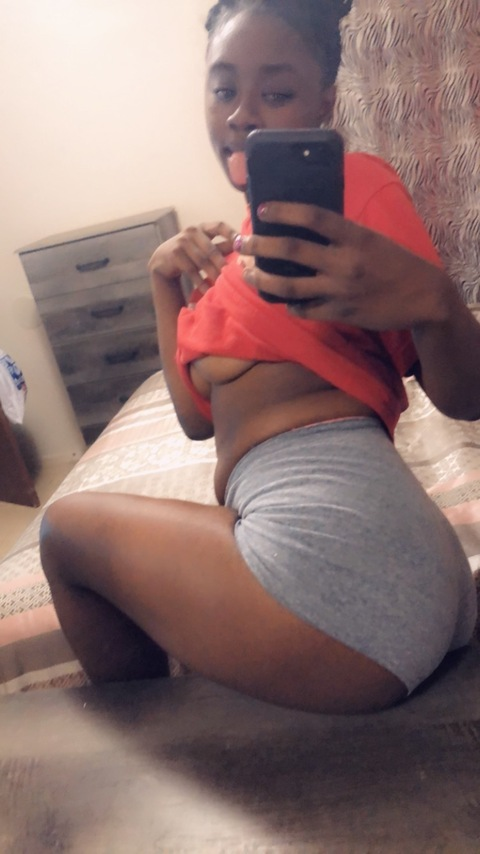 teionatee onlyfans leaked picture 2