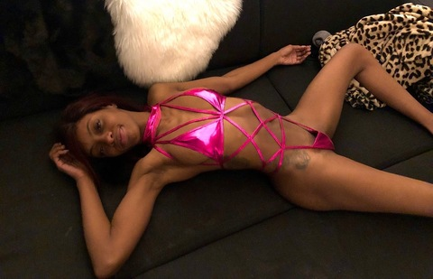 therealblackcandi onlyfans leaked picture 2