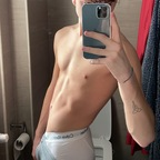 tomanglxx onlyfans leaked picture 1