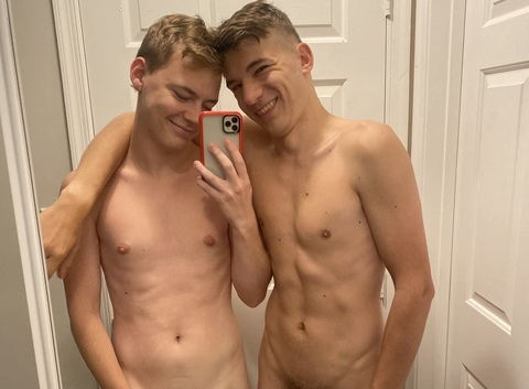 twohungtwinks onlyfans leaked picture 2