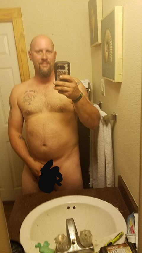 u10374540 onlyfans leaked picture 2