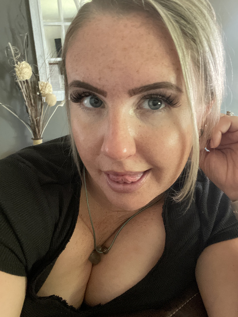 u154331662 onlyfans leaked picture 2