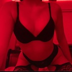 xoscarlet02 onlyfans leaked picture 1