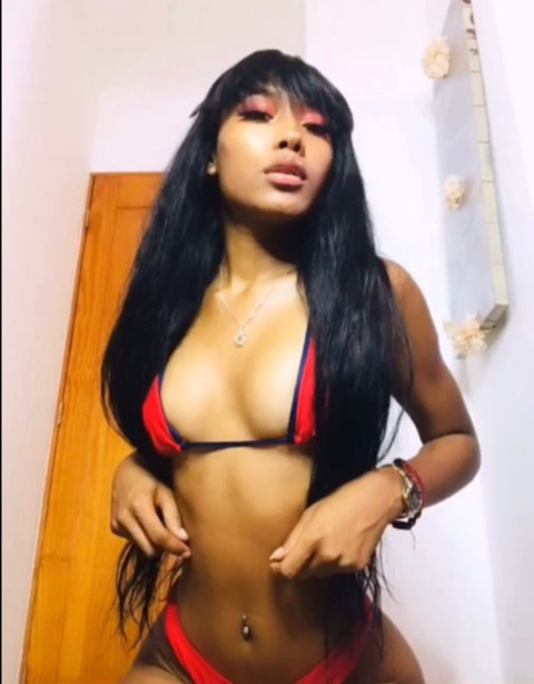yinaladiosa onlyfans leaked picture 2
