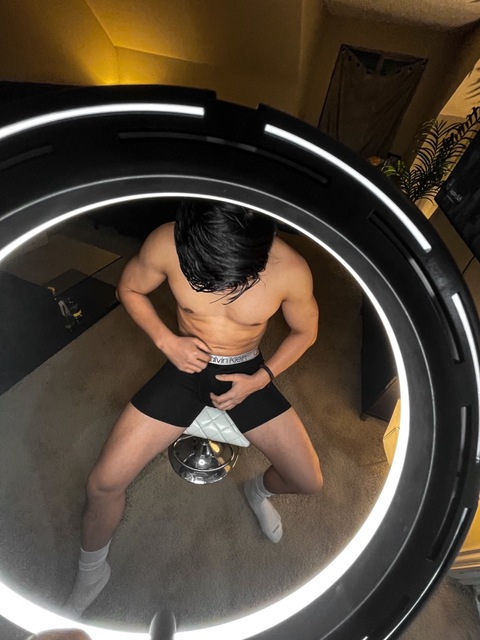 yourkevinnguyen onlyfans leaked picture 2