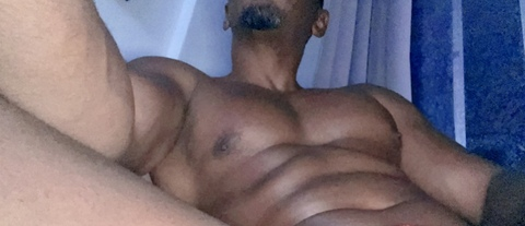 zpunhe onlyfans leaked picture 2